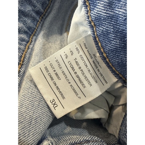 KanCan High Rise Mom Jeans Distressed Button Fly Blue Denim Plus Size 3XL - Picture 8 of 8